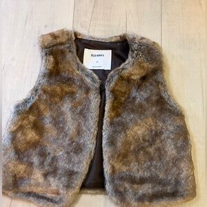 Old Navy Brown Faux‎ Fur Vest Size 2T